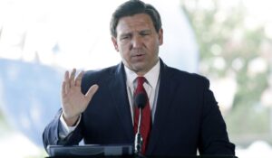 DeSAntis Roasts Reporter Playing Gotcha, 'ARE YOU BLIND!' - WATCH